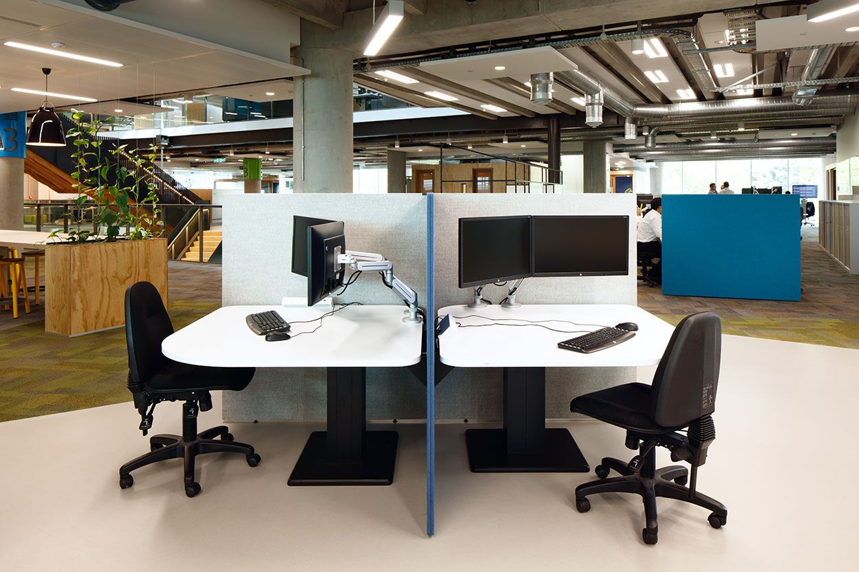 螢幕支架該怎麼選？